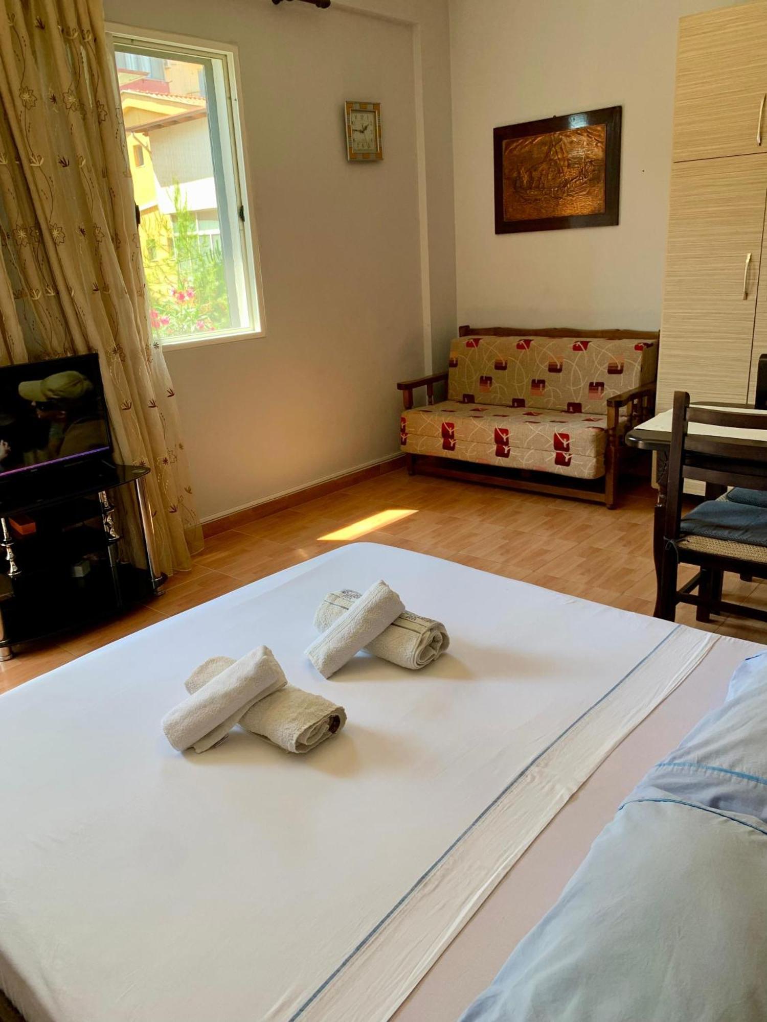 Gazi'S Apartament For Rent โกเลม ภายนอก รูปภาพ